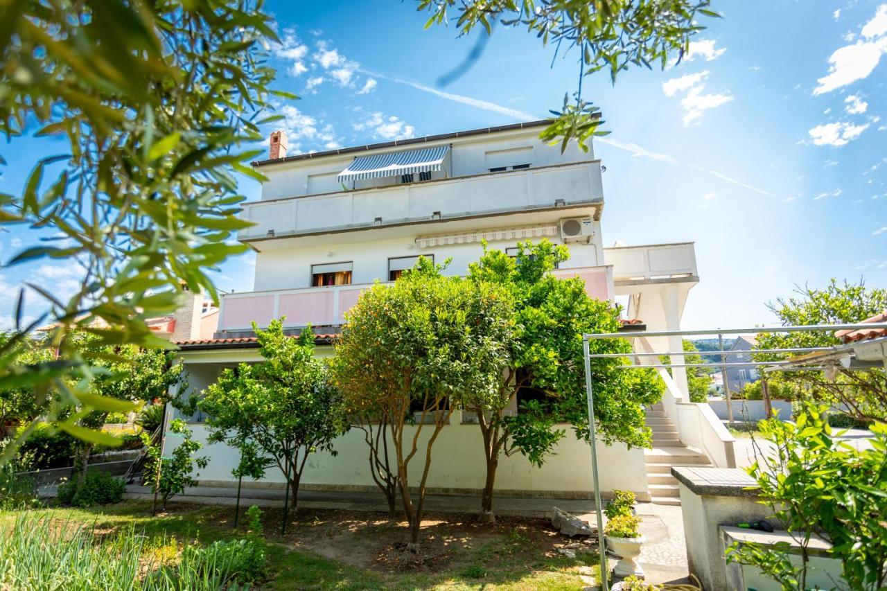 Apartmani Centar Palit Exterior photo