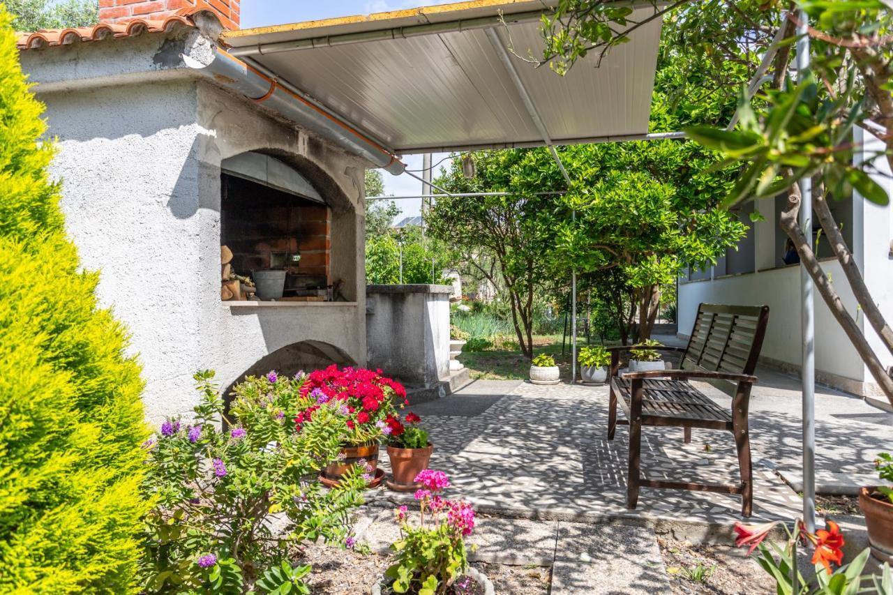 Apartmani Centar Palit Exterior photo