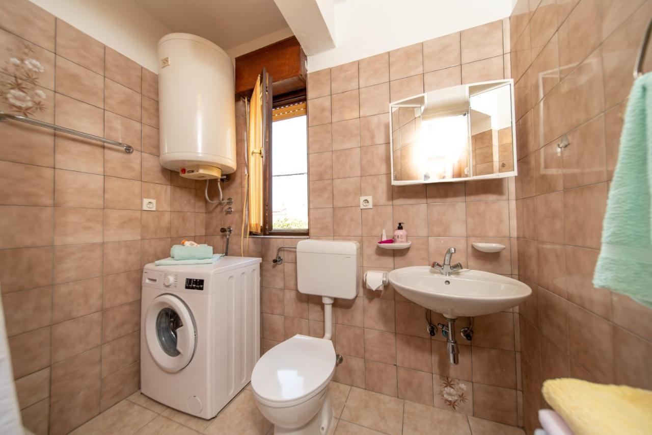 Apartmani Centar Palit Exterior photo