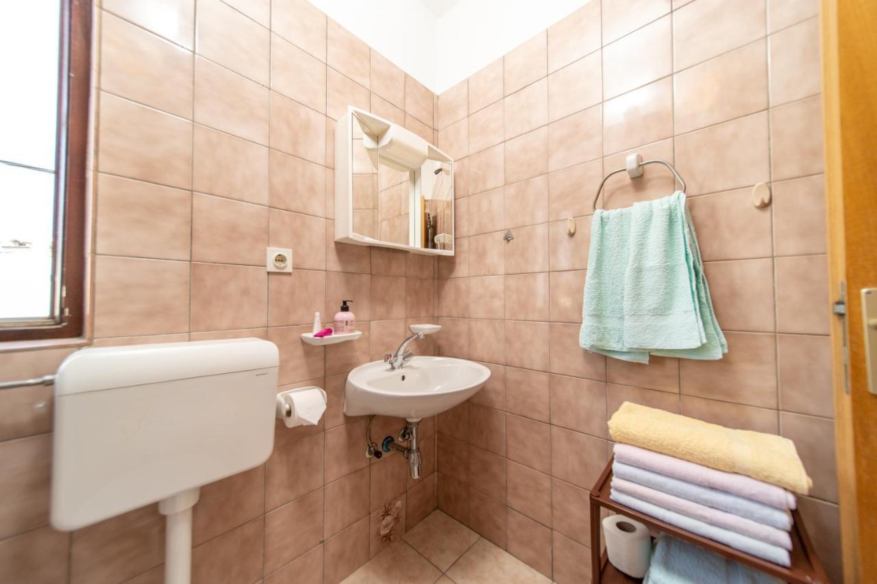 Apartmani Centar Palit Exterior photo