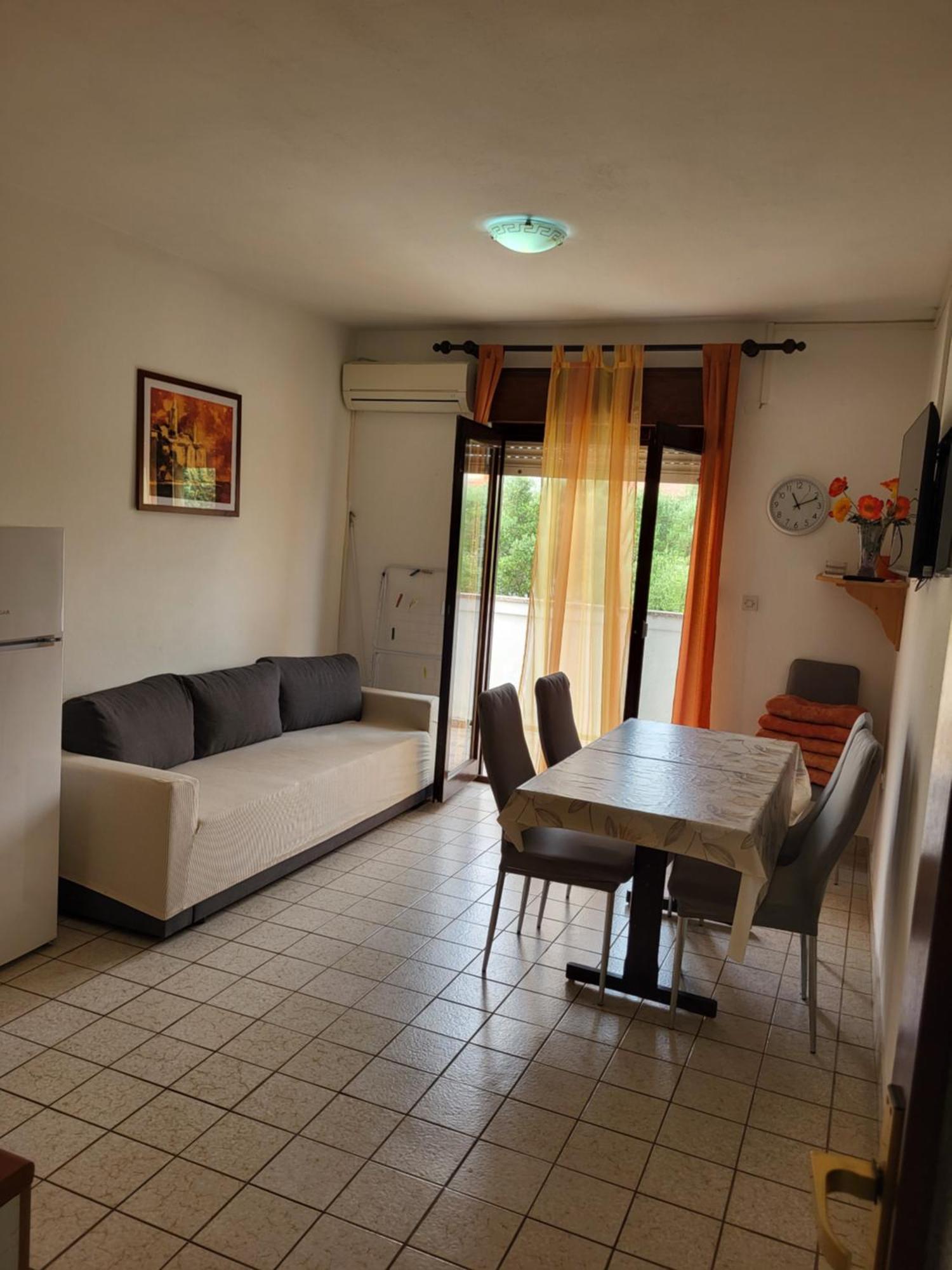 Apartmani Centar Palit Exterior photo